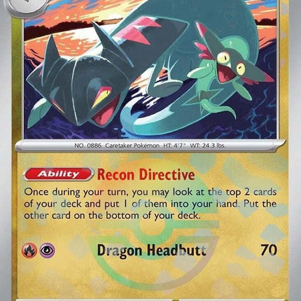 Carta Individual Pokémon Drakloak Pokeball Pattern 072/131, Stage 1 Pokémon 90 HP, set Prismatic Evolutions, Ilustración de cochi8i - Thunder Cards México