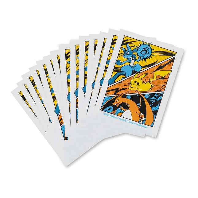 Paquete oficial de micas protectoras Pokémon Center colección Battle Start con arte estilo cómic de Pikachu, Charizard y Lucario. Abanico