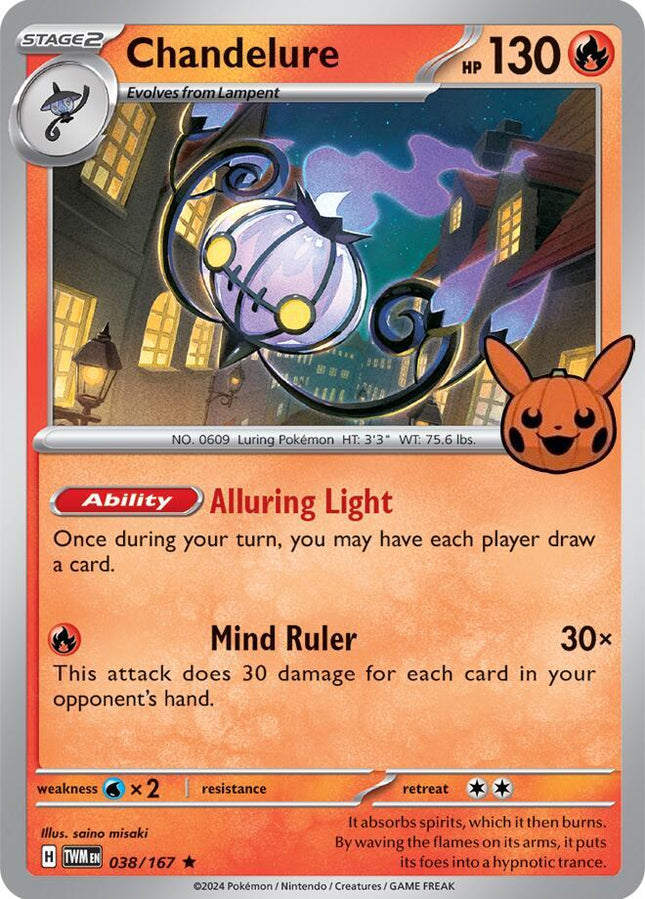 Carta Individual Pokémon Chandelure 038/167, set Trick or Trade 2024, Ilustración de misaki - Thunder Cards México