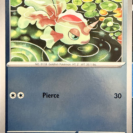Carta individual Pokémon Goldeen 013/084, set Pitch Black, en Thunder Cards México Reverse