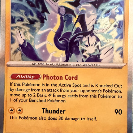 Carta individual Pokémon Miraidon 028/084, set Pitch Black, en Thunder Cards México Holo