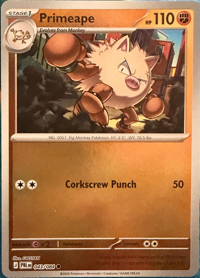 Carta individual Pokémon Primeape 043/084, set Pitch Black, en Thunder Cards México Reverse