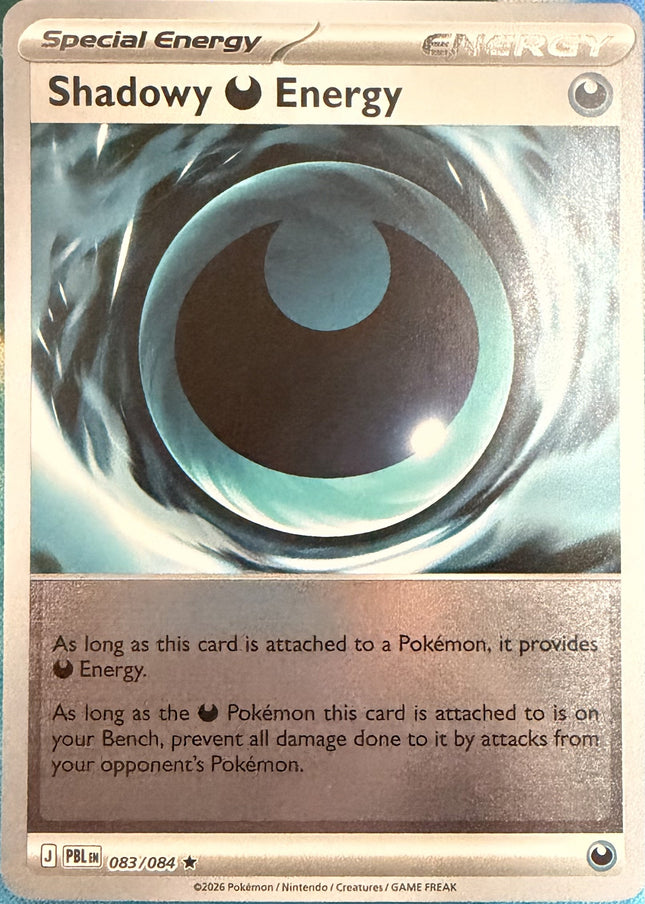 Carta individual Shadowy Dark Energy 083/084, set Pitch Black, en Thunder Cards México Reverse Holo