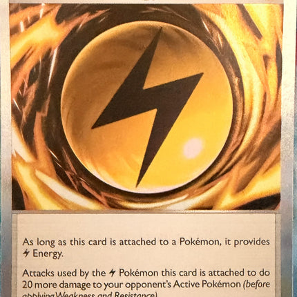 Carta individual Voltaic Lightning Energy 084/084, set Pitch Black, en Thunder Cards México Holo