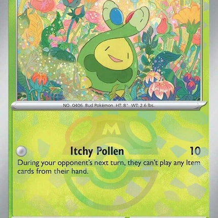 Carta Individual Pokémon Budew Masterball Pattern 004/131 , BASIC Pokémon 30 HP, set Prismatic Evolutions, Ilustración de Yoriyuki Ikegami- Thunder Cards México
