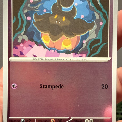Carta Individual Pokémon Pumpkaboo Reverse 004/086, Basic Pokémon 60 HP, set Chaos Rising, Ilustración de Jerki - Thunder Cards México