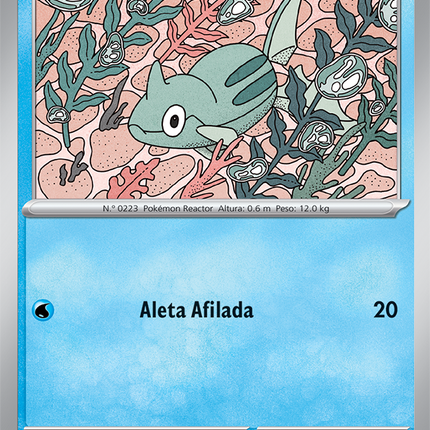 Carta individual Pokémon Remoraid 016/086 común, Basic, set ME4 Chaos Rising. Ilustración de Remoraid nadando alegremente bajo el agua cerca de un arrecife por Sanosuke Sakuma - Thunder Cards México.